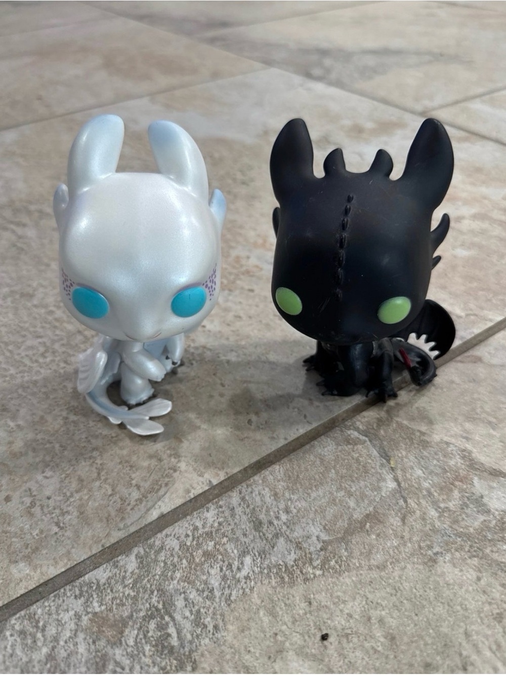 Funko Pop! Light Fury & Toothless Dragon Duo